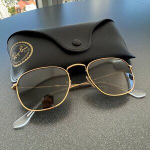 Ray-Ban Frank RB3857 Polarized Sunglasses – Gold Metal Frame